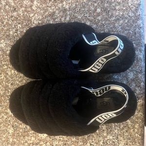 Ugg fur slides